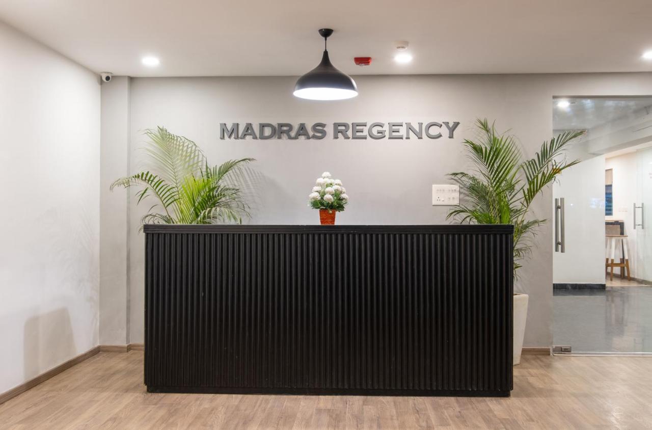 Madras Regency Hotel Bagian luar foto